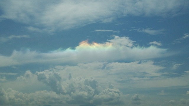 虹色の雲 彩雲 上越で観測される ニュース 上越妙高タウン情報