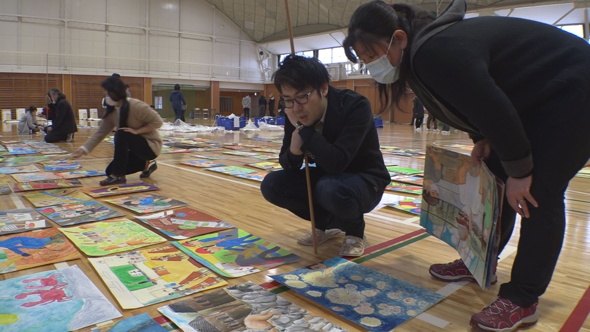 県児童生徒絵画 版画コンクール作品審査会 ニュース 上越妙高タウン情報 Part