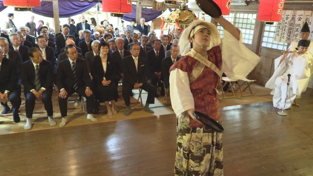 190503_斐太神社春祭り中学生が神楽奉納3